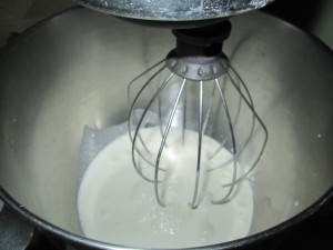 For the topping, whip together 1 3/4 cup heavy cream, 1/4 cup sugar and 1/2 tsp vanilla. 